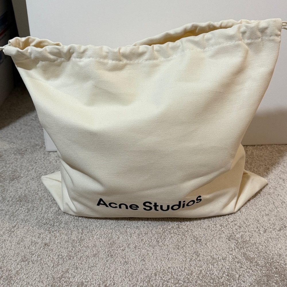 Acne Studios Mini Musubi Leather Shoulder Bag - Picture 10 of 12